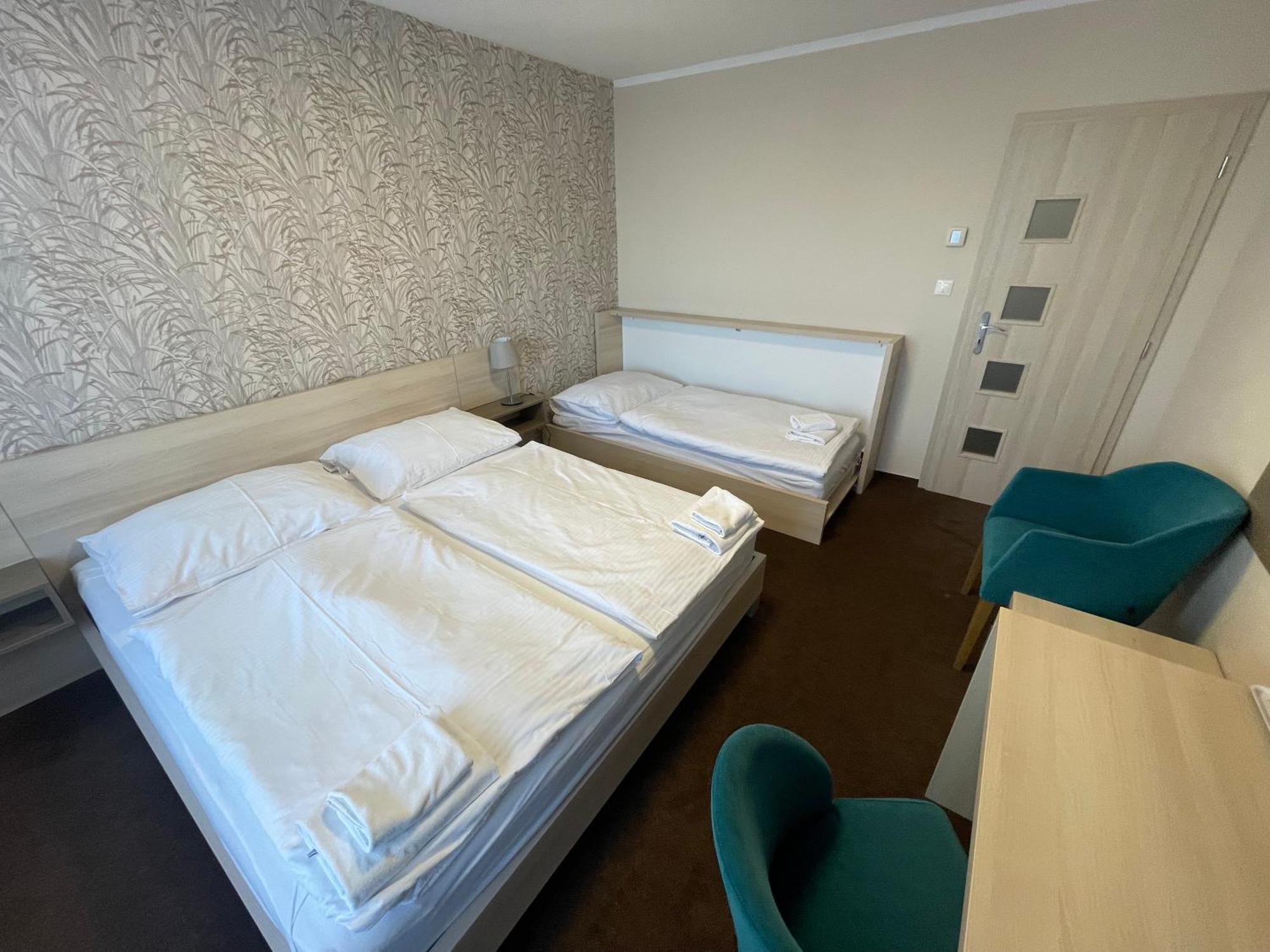 Hotel Spectrum Τρνάβα Εξωτερικό φωτογραφία